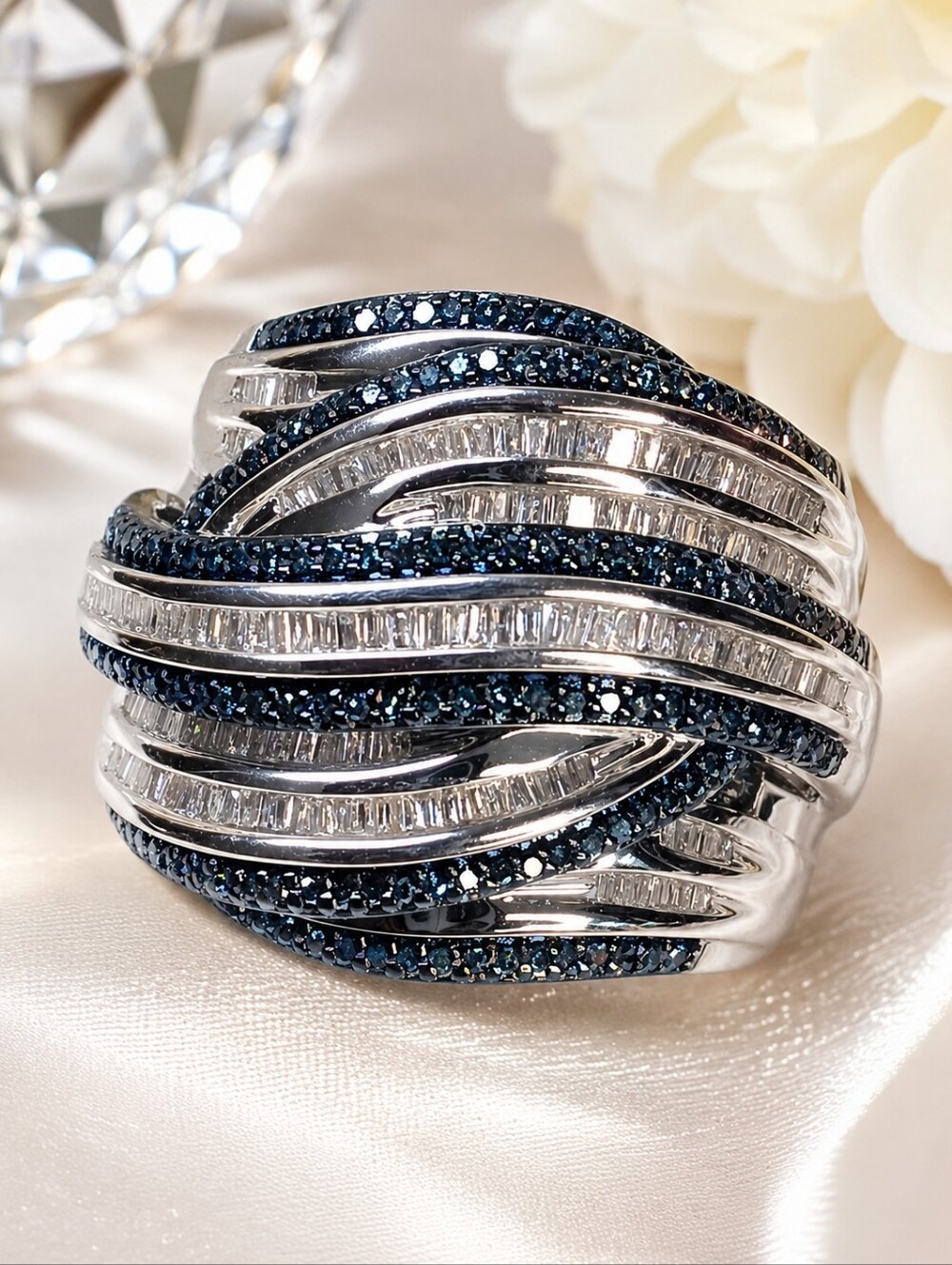 Genuine Blue & White Diamond Sterling Silver Statement Ring Size 10 NWOT